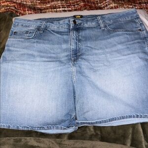Size 20 Lee Classic Blue Jeans shorts